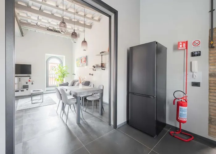 Historic Centre Luxury Rooftop Διαμέρισμα *